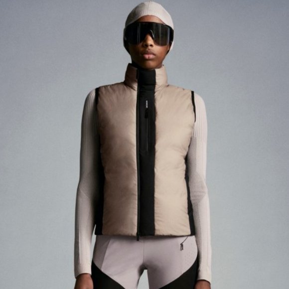 Moncler Lythrum Vest - Taupe/Black - Picture 1 of 9